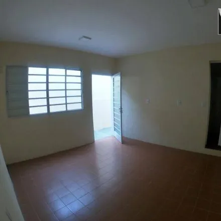 Rent this 3 bed apartment on Avenida Rio Branco in Centro, Varginha - MG