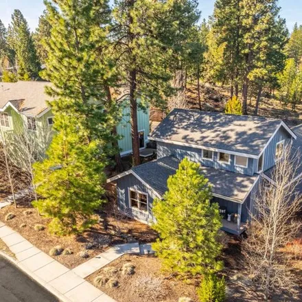 Buy this 3 bed house on Mount Washington Drive in Bend, OR 97702