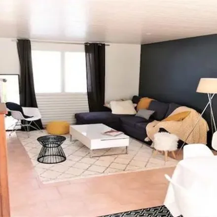 Image 4 - La Gouloire, 49370 Bécon-les-Granits, France - Apartment for rent