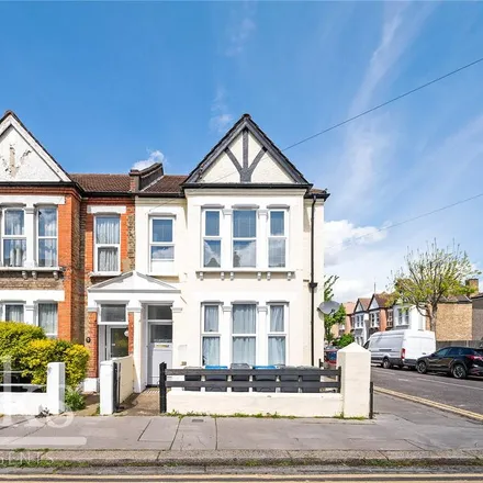 Rent this 2 bed apartment on Sangley Road in London, SE25 6QT