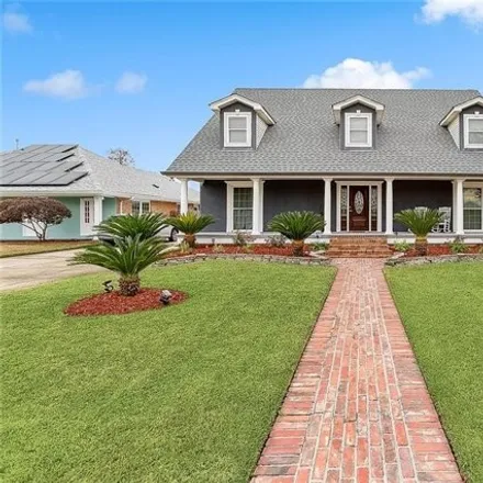 Buy this 5 bed house on 2720 Stahl Drive in Kenner, LA 70065