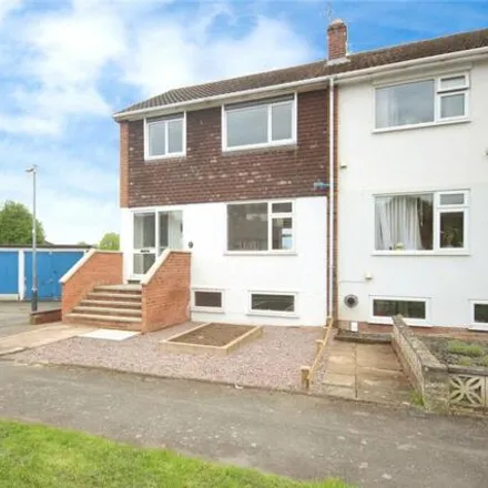 Buy this 3 bed house on Arden Close in Warwick, CV34 5SN