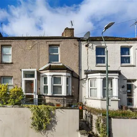Rent this 2 bed house on St Johns Road in London, DA8 1NX