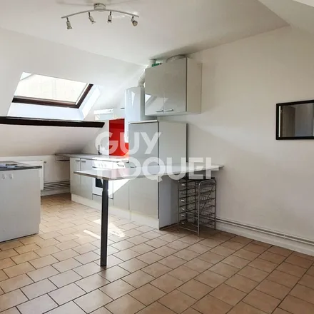 Rent this 2 bed apartment on 14 Avenue Gustave Gailly in 08000 Charleville-Mézières, France