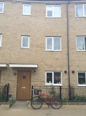 Rent this 3 bed townhouse on Cambridge in Chesterton, GB