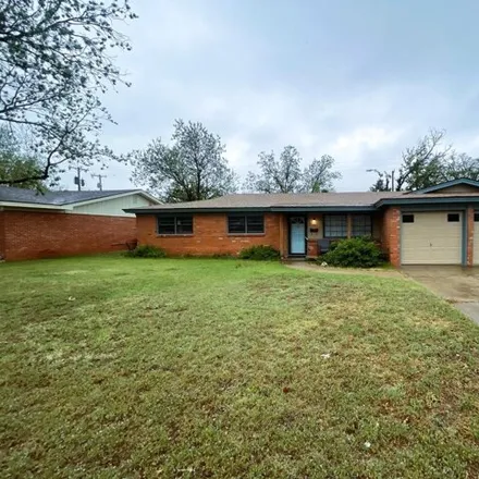 Rent this 3 bed house on 2155 70th Street in Lubbock, TX 79412