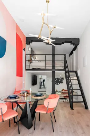 Rent this 2 bed apartment on Madrid in Calle de Buenavista, 24