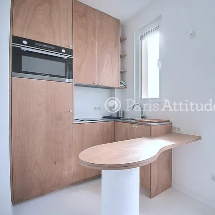 Image 7 - 35 Rue des Abbesses, 75018 Paris, France - Apartment for rent