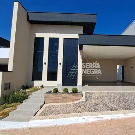 Rent this 3 bed house on Rua 3 in Colônia Agrícola Samambaia, Vicente Pires - Federal District