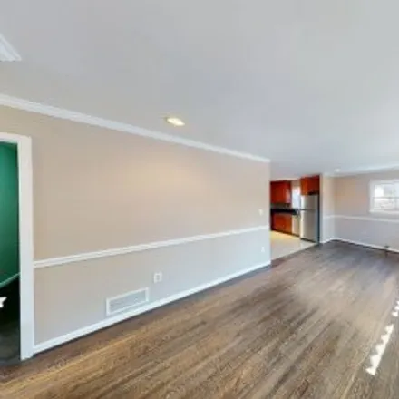 Image 1 - 2100 Vermont Avenue, Landover - Apartment for sale