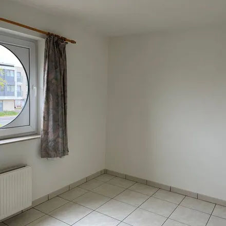 Rent this 2 bed apartment on Leopoldlaan 96 in 9300 Aalst, Belgium