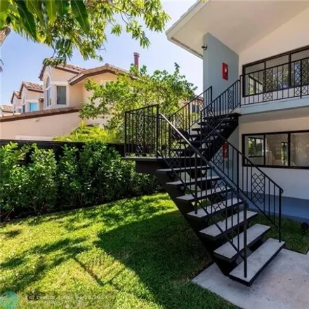 Image 6 - 621 Northeast 16th Terrace, Fort Lauderdale, FL 33304, USA - House for sale