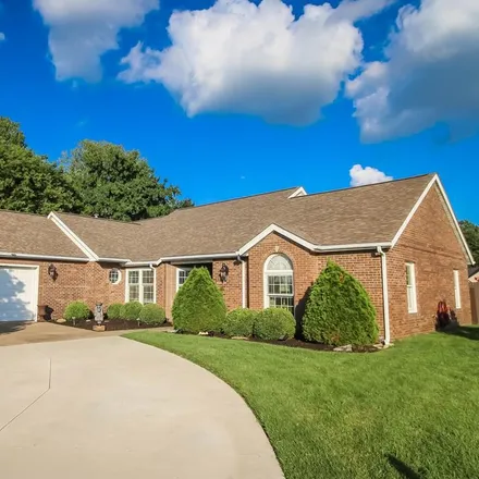 Buy this 3 bed house on 1027 Michaels Court in Owensboro, KY 42303