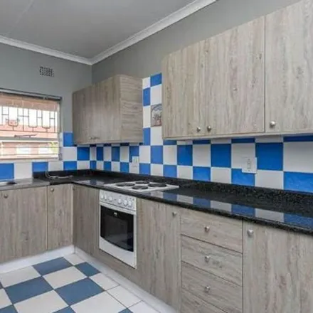 Rent this 3 bed apartment on Leeuwkop Road in Sunninghill, Sandton