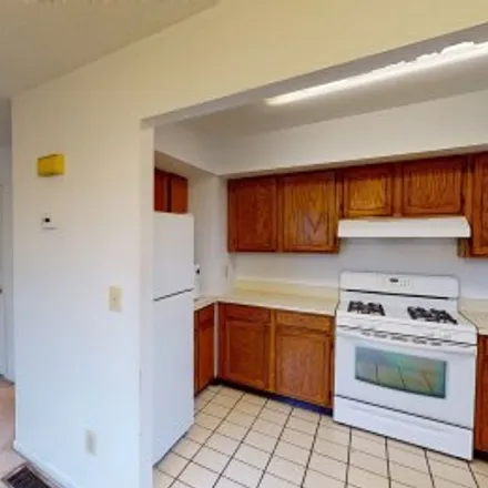 Buy this 2 bed apartment on #471,471 Middletown Avenue