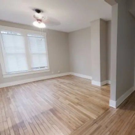 Rent this 12 bed apartment on 909 West 22nd Street in West University, Austin