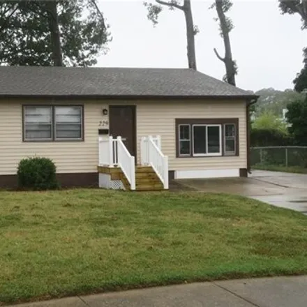 Rent this 4 bed house on 229 Canford Drive in Hampton, VA 23669