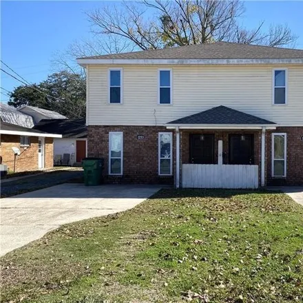 Rent this 3 bed house on 1235 Central Avenue in Westwego, LA 70094