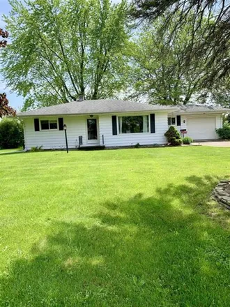 Buy this 3 bed house on 10765 Peet Rd in Chesaning, Michigan