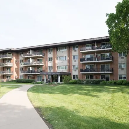 Rent this 1 bed condo on 490 East Falcon Drive in Arlington Heights, IL 60005