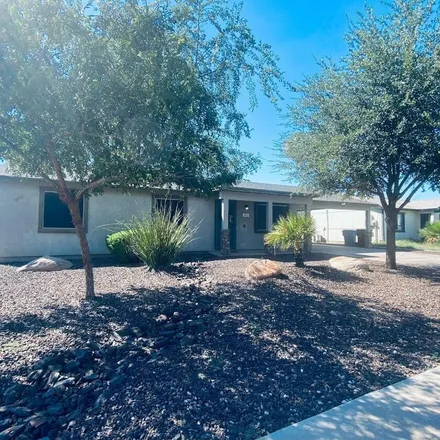 Image 2 - 4802 North 79th Drive, Phoenix, AZ 85033, USA - House for sale