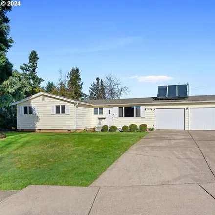 Buy this 3 bed house on 15135 Glen Oak Road in Oregon City, OR 97045