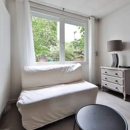 Image 6 - 75020 Paris, France - Apartment for rent