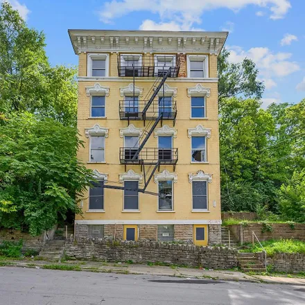 Image 1 - 2252 Loth Street, Cincinnati, OH 45219, USA - Apartment for sale