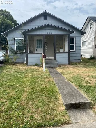 Buy this 3 bed house on 333 20th Avenue in Longview, WA 98632