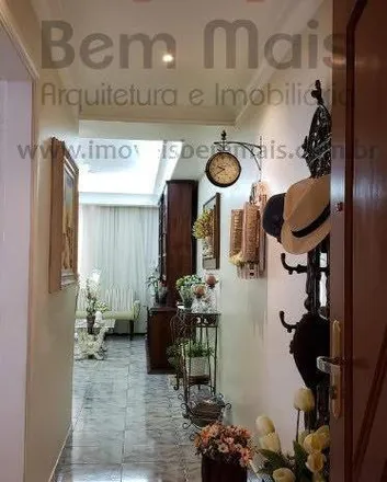 Buy this 3 bed apartment on Odontologia Micheli Bragantini in Avenida do Braz de Pina 1434B, Vila da Penha
