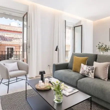 Rent this 4 bed apartment on Madrid in Parroquia San Nicolás de Bari de los Servitas, Plaza de San Nicolás