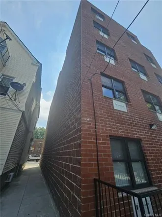 Image 4 - 1547 Leland Ave, New York, 10460 - House for sale