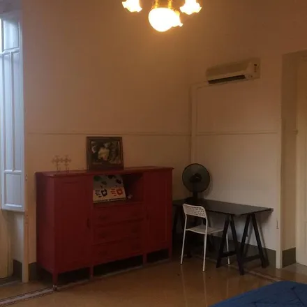 Rent this 3 bed house on Palermo