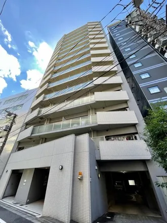 Rent this studio apartment on レジディア御茶ノ水 in Tsumakoi-zaka, Yushima 2-chome