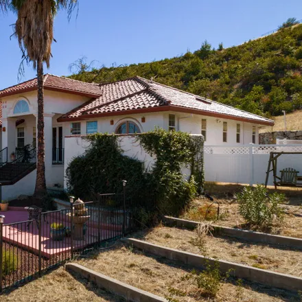 Buy this 5 bed house on Salee Mine in Old Stage Coach Road, Shasta County