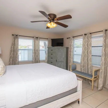 Rent this 2 bed condo on Saint Pete Beach in FL, 33706