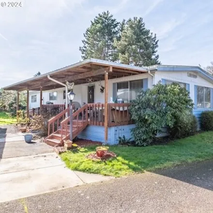 Buy this studio apartment on Mobile Home Park in Linn County, OR 97355