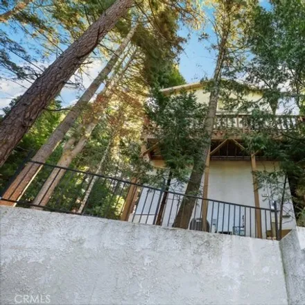 Image 3 - 520 West Victoria Court, Lake Arrowhead, CA 92352, USA - House for sale