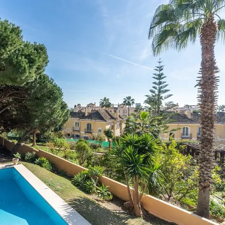 Buy this 7 bed house on 29604 Marbella