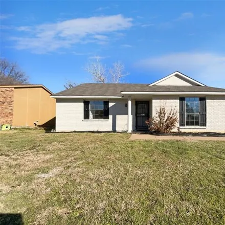 Buy this 2 bed house on 6925 Sunflower Cir S in Fort Worth, Texas