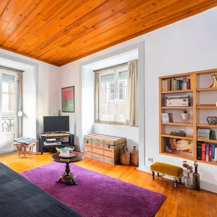 Rent this 2 bed apartment on Salgados moto in Rua de São Francisco 470, 2645-590 Alcabideche