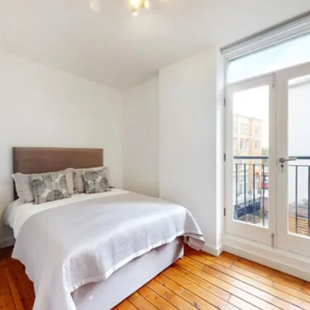 Rent this 1 bed apartment on Zeus House in 16-30 Provost Street, London