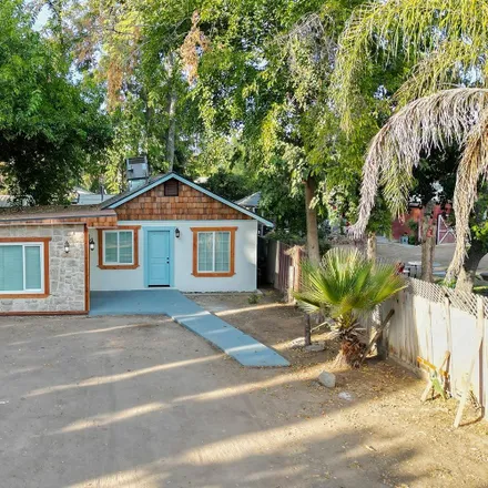 Buy this 2 bed house on 5457 East Illinois Avenue in Sunnyside, Fresno