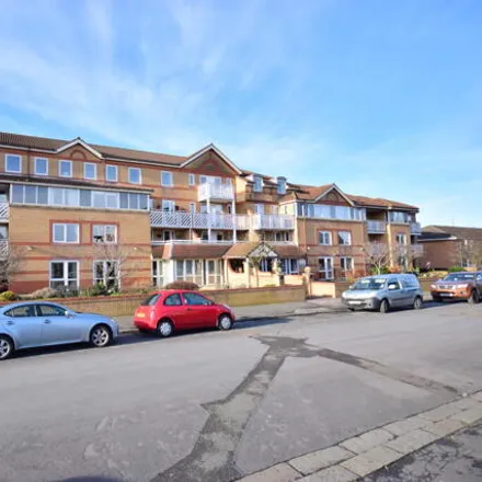 Buy this 1 bed apartment on Poplar Court in Lytham St Annes, FY8 1NZ