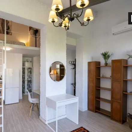 Rent this 1 bed apartment on Carrer de Vidal Canelles in 20, 46011 Valencia