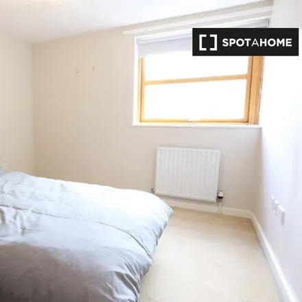 Rent this 2 bed room on Bow Road in Bromley-by-Bow, London