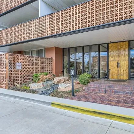 Image 3 - La Fontana Condominium, 4570 East Yale Avenue, Denver, CO 80222, USA - Condo for sale