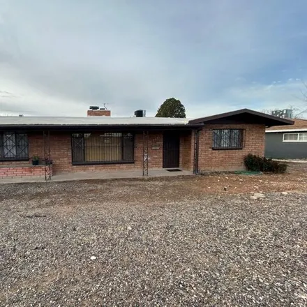 Rent this 3 bed house on 772 Los Angeles Avenue in Douglas, AZ 85607