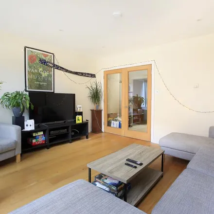 Image 1 - Wilberforce Mews, London, SW4 6BB, United Kingdom - House for rent