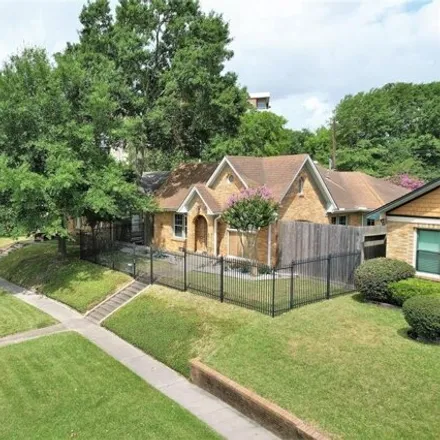 Rent this 2 bed house on 2113 White Oak Drive in Houston, TX 77009